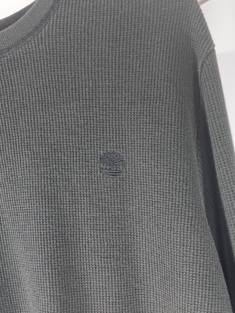Timberland large cotton blend Men’s Black Waffle-Knit pullover - Picture 3 of 8